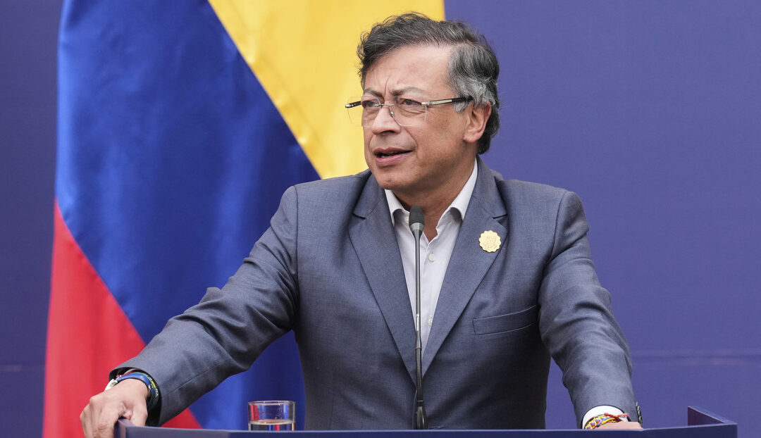Petro: «En mi estrategia no está la condena de Uribe, está su libertad»