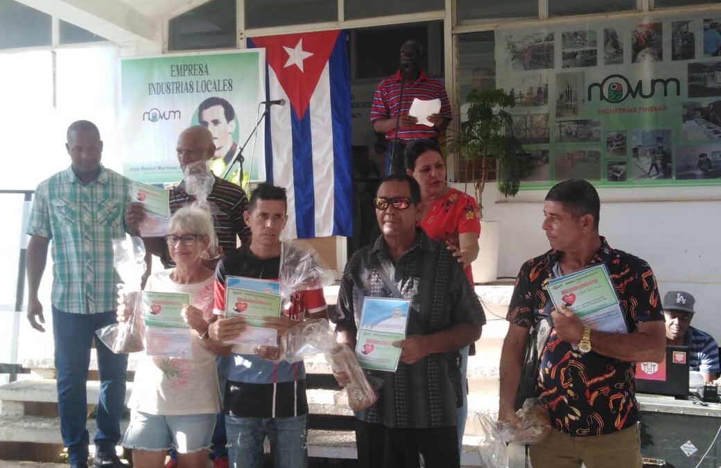 Estimulan a trabajadores gráficos por su día en la Isla de la Juventud