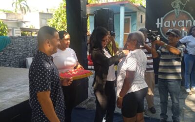 Festejaron pineros día del Trabajador Hidráulico