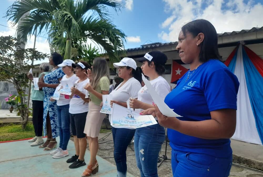 Realizaron acto municipal por el aniversario 65 de la FMC