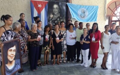 Desarrollaron pineras acto de condecoración por el Aniversario 65 de la Federación de Mujeres Cubanas