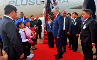 Llegó Presidente cubano a Laos