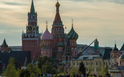 La OTAN está de facto en guerra con Rusia, destacan desde el Kremlin