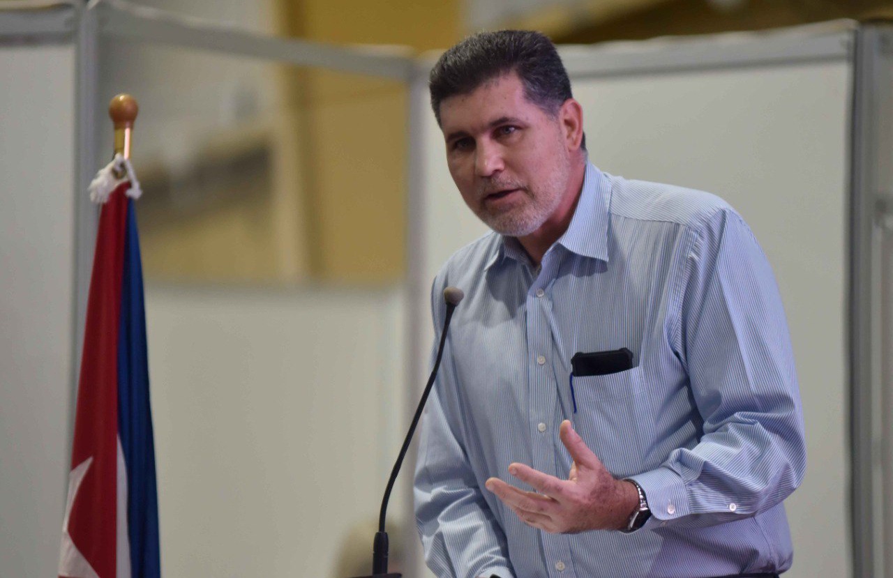 1710-oscar-perez-oliva