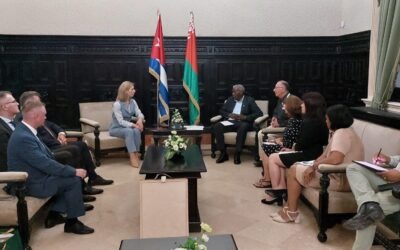 Recibió Esteban Lazo a Olga Nikolaevna Chemodanova, presidenta del Partido bielorruso