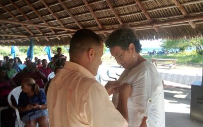 Reconocen a pineros en día del trabajador agropecuario