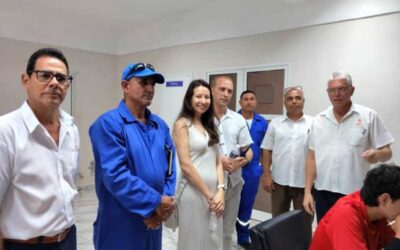 Presente en Islaciencia  jefe de la Cátedra de sistemas y redes eléctricas del Instituto Energético de Moscú