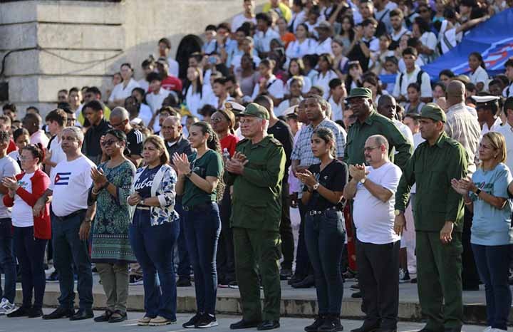 Cuba honra a estudiantes de Medicina fusilados hace 154 años