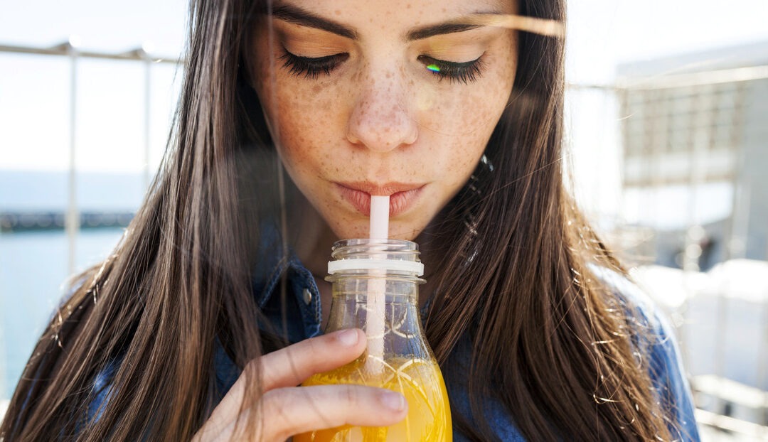 Descubra los efectos ocultos de beber jugo de naranja cada día