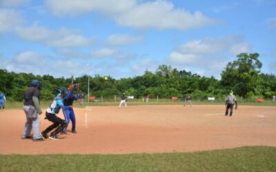 Se mantiene ETECSA en la punta de la tabla de posiciones de la Copa de Softbol de Peñas Deportivas en la Isla de la Juventud