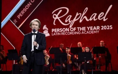 Homenaje a Raphael en los Latin Grammy