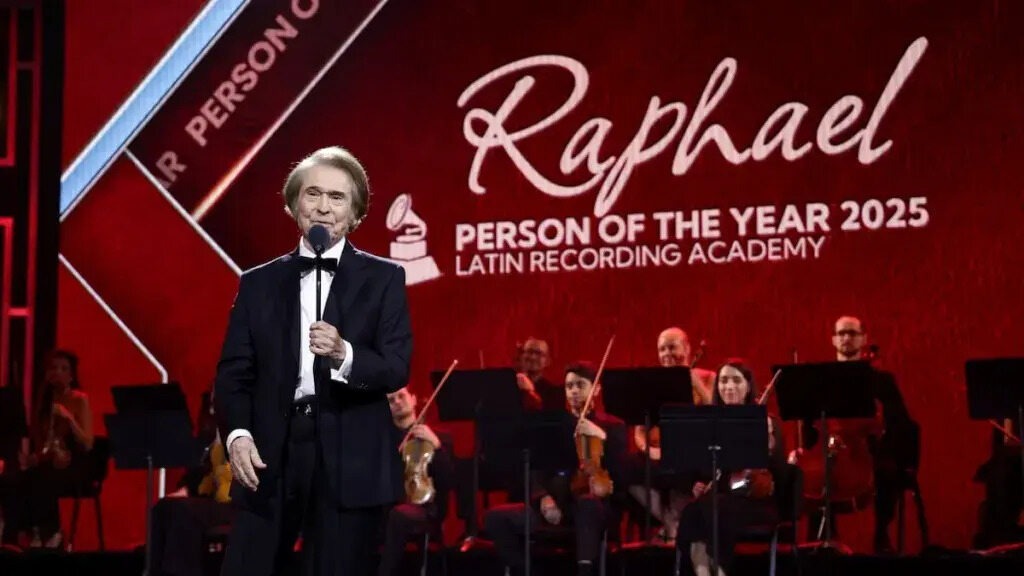 Raphael-en-los-Latin-Grammy-1