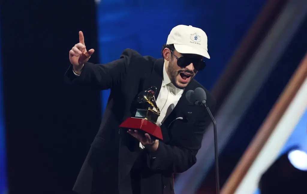 bad-bunny-latin-grammy-1