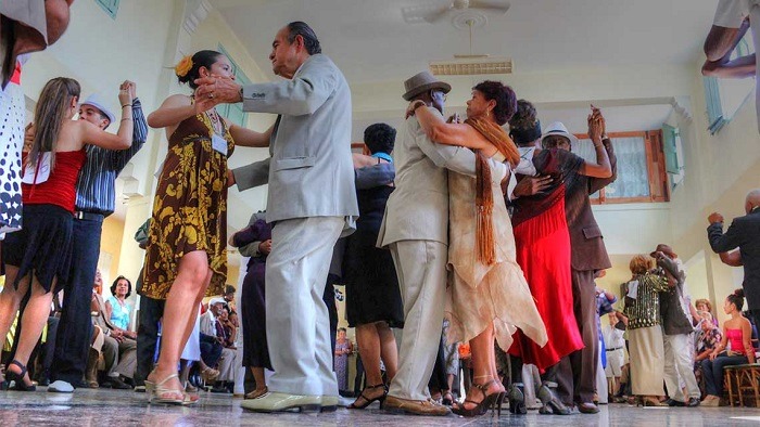 bailar-danzon