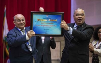 Raúl Trujillo: la ovación de una vida en los tapices (+Foto)