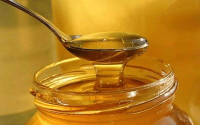 ¿Qué pasa si un adulto consume demasiada miel?