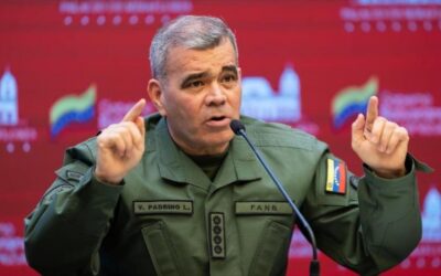 Venezuela anuncia despliegue de defensa ante EEUU: “no nos doblegarán”