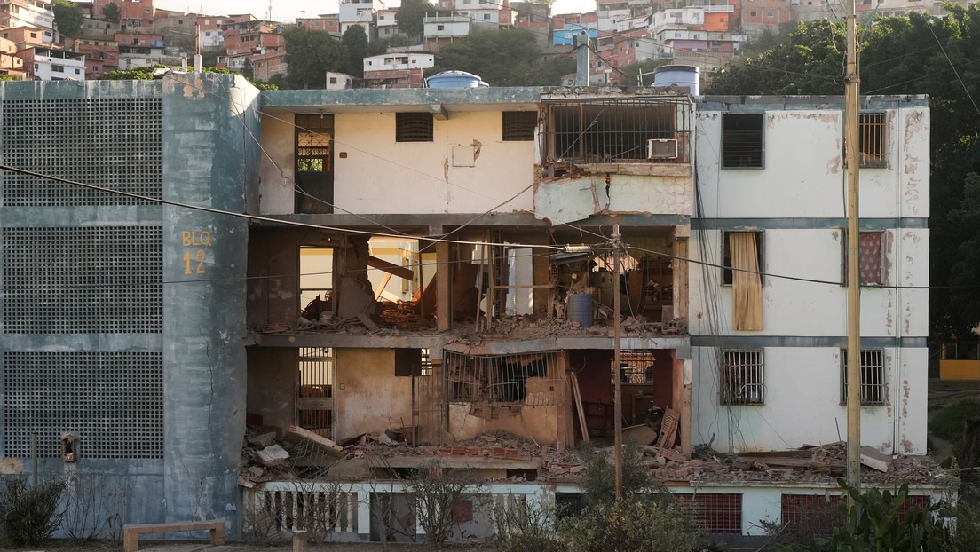 695c545059bf5b6e231a2324