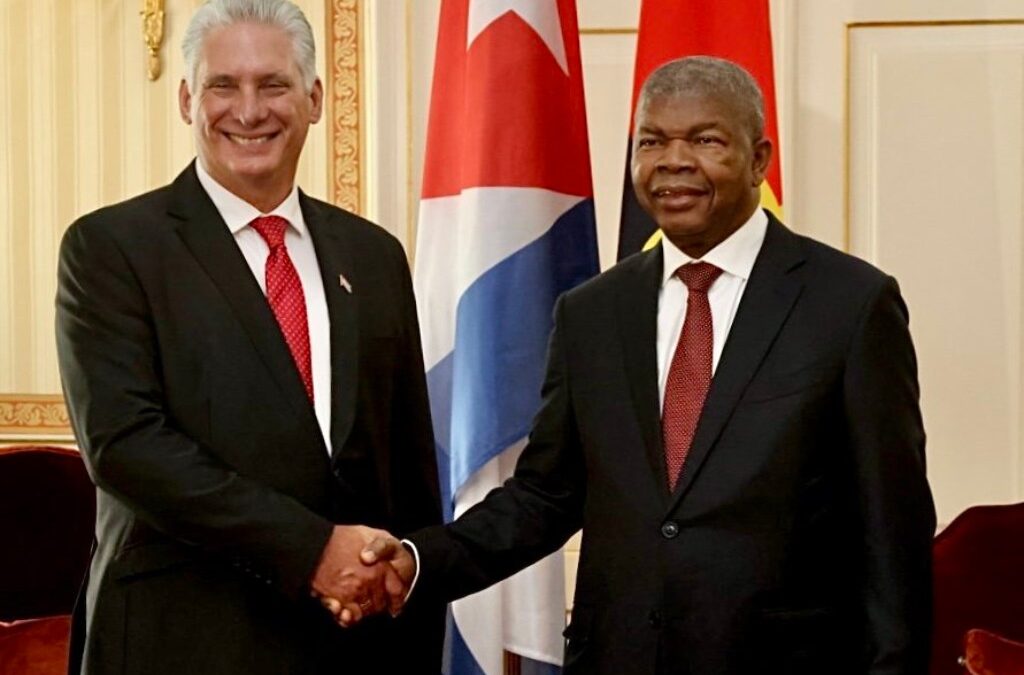 Presidente de Angola felicita a Cuba por triunfo de Revolución