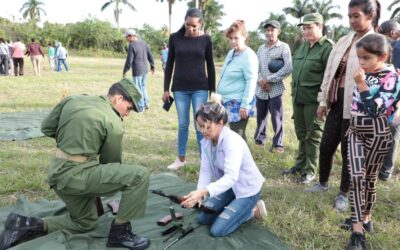 TRIBUTO DE HOMENAJE A LOS CAÍDOS EN VENEZUELA EN EJERCICIO TERRITORIAL DE ZONAS DE DEFENSA EN LA ISLA DE LA JUVENTUD