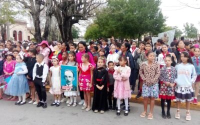 Rindieron homenaje los pioneros al más universal de los cubanos