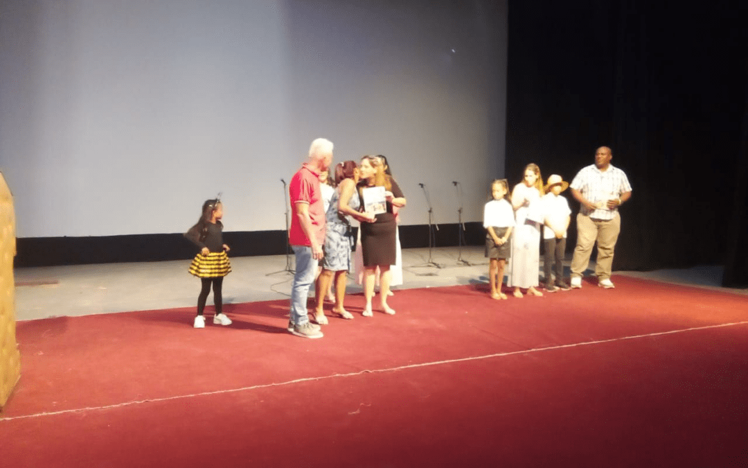 En noche de reconocimientos devino velada por el Aniversario 87 de la fundación de la Central de Trabajadores de Cuba en la Isla de la Juventud.