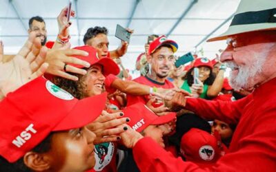 Lula anuncia su candidatura a la reelección en acto del MST y destaca su rol histórico
