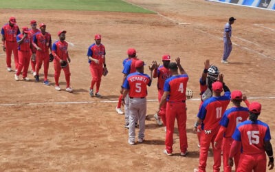 Cuba suma par de triunfos en el inicio del Panamericano de softbol