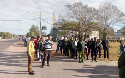 Pineros ratifican su apoyo a la Revolucionen jornada de defensa