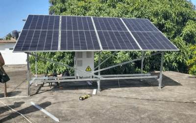 Instalan paneles fotovoltaicos en instalaciones pineras