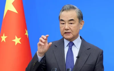 China asegura que América Latina tiene derecho a elegir a sus propios socios, mientras EEUU aumenta la presión