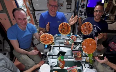 Por qué la comida sabe tan mal en el espacio