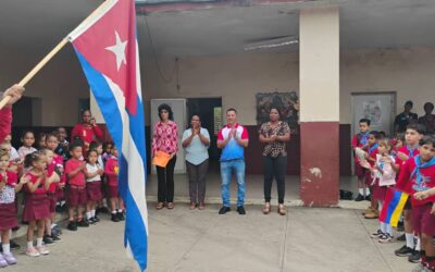 Pineros recuerdan a Hugo Chávez