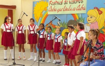 Travesía mágica de un barquito de papel