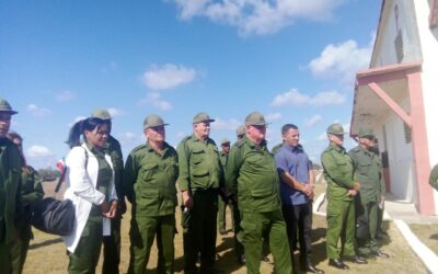 Comprueba Ministro de las FAR preparación combativa del sector militar especial