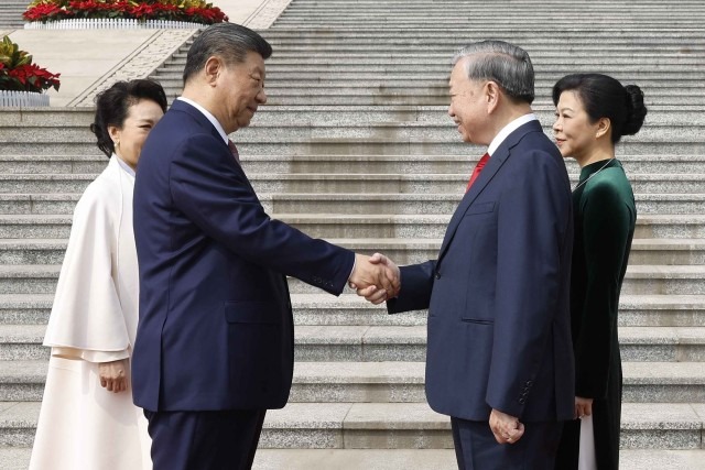 China y Vietnam amplían nexos estratégicos durante diálogo Xi-To Lam