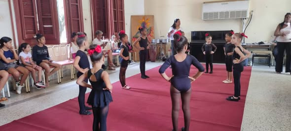 “Pequeños pasos, grandes sueños en el Día Internacional de la Danza”