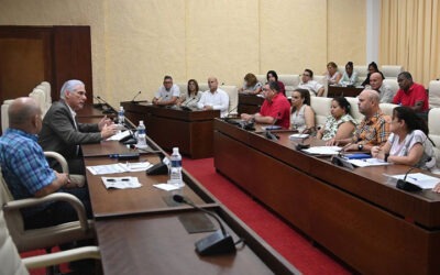 Dialogó Díaz-Canel con sindicalistas para fortalecer la CTC