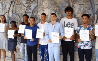 Reciben títulos de graduados profesores de Educación Física de la Isla de la Juventud.