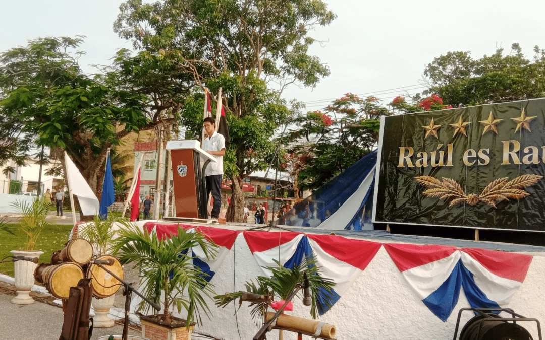 Isla de la Juventud rinde homenaje a Raúl Castro Ruz en tribuna antiimperialista