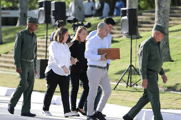 Ramiro junto al Che, la última voluntad del Comandante sencillo (+Fotos)