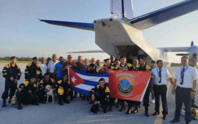 Otro grupo de rescatistas de Cuba llega a Venezuela para asistencia