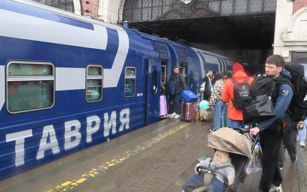 Moscú califica ataques de Kiev contra trenes de pasajeros en Crimea como crímenes de guerra