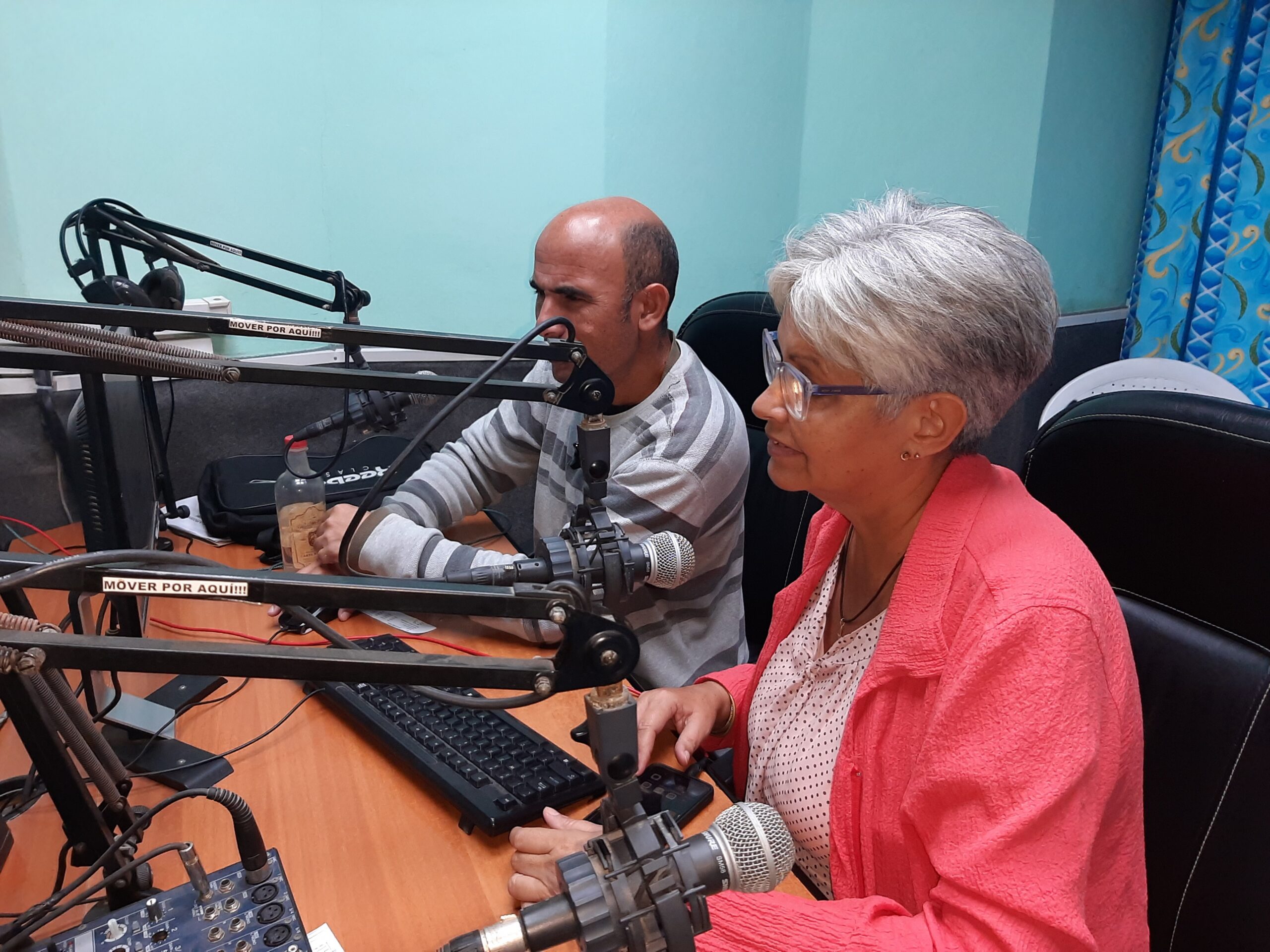 Estudio de Transmisiónes Radio Caribe