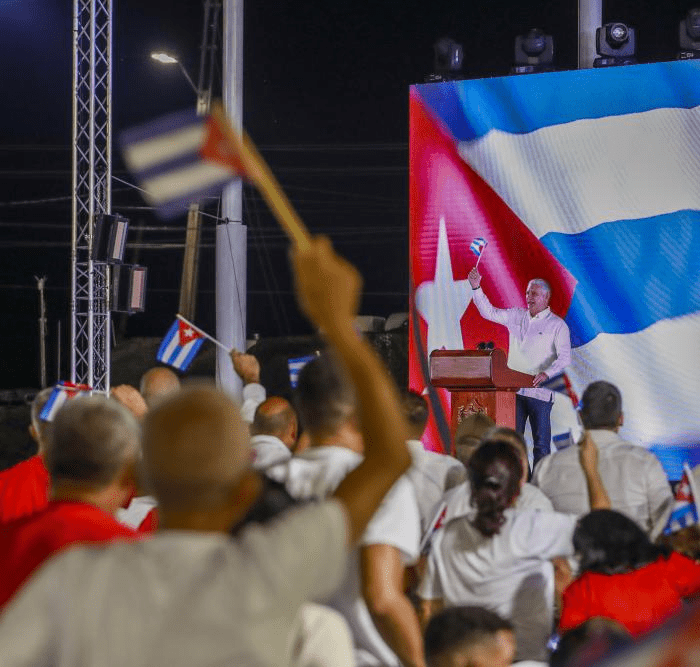 Díaz-Canel en Pinar del Río: «Que cada amanecer nos encuentre en pie de lucha» (Cobertura Especial)