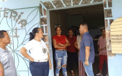 Autoridades locales constatan servicios sociales en Santa Fe