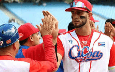Peloteros cubanos debutan en Liga Profesional China