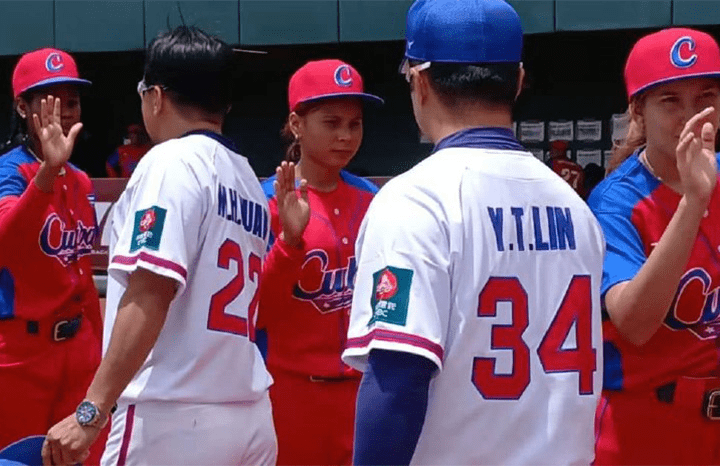 Cuba abre con dos reveses en Mundial femenino de béisbol