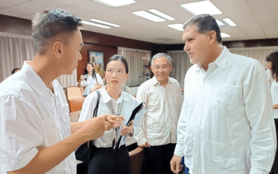 China realiza nuevo donativo de sistemas fotovoltaicos para garantizar respaldo energético en zonas rurales