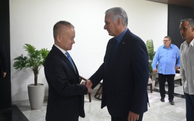 Recibe Díaz-Canel a Jefe del Departamento Internacional del Comité Central del Partido Comunista de China